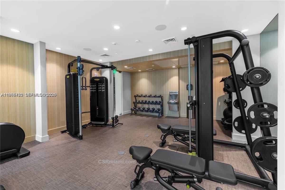 See details 1205 2 / 3 1672 sq. ft. $ 2026-02-28 0 Photo