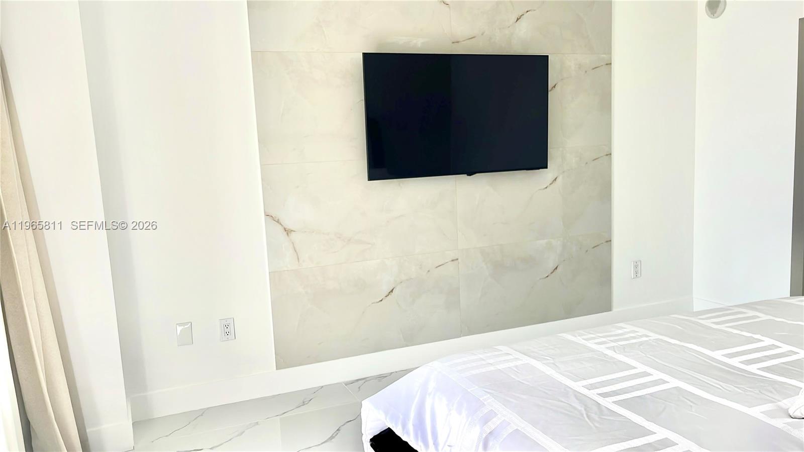 Photo of 3701 Country Club Dr #1505, Aventura, Florida, 33180 -