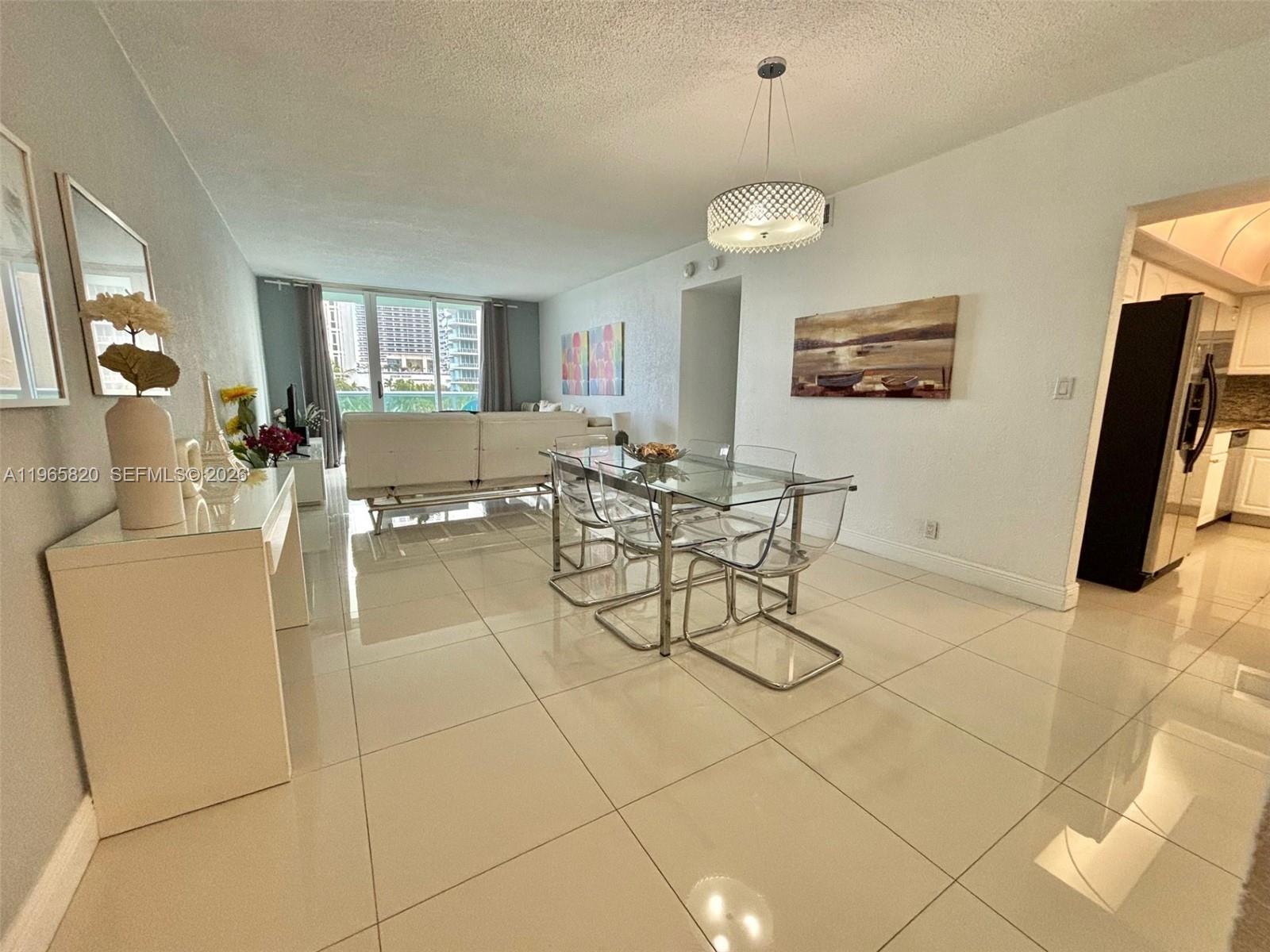 Photo of 3901 Ocean Dr  #5H, Hollywood, Florida, 33019 - 