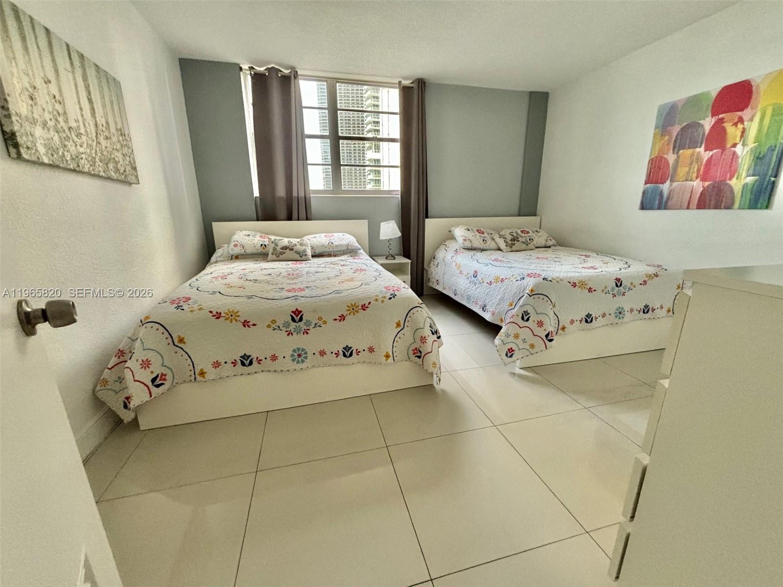 Photo of 3901 Ocean Dr  #5H, Hollywood, Florida, 33019 - 