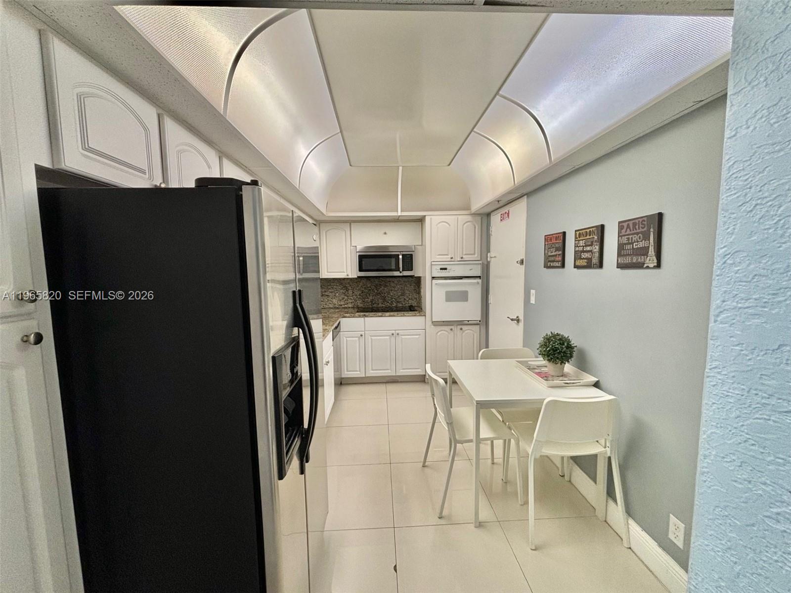 Photo of 3901 Ocean Dr  #5H, Hollywood, Florida, 33019 - 