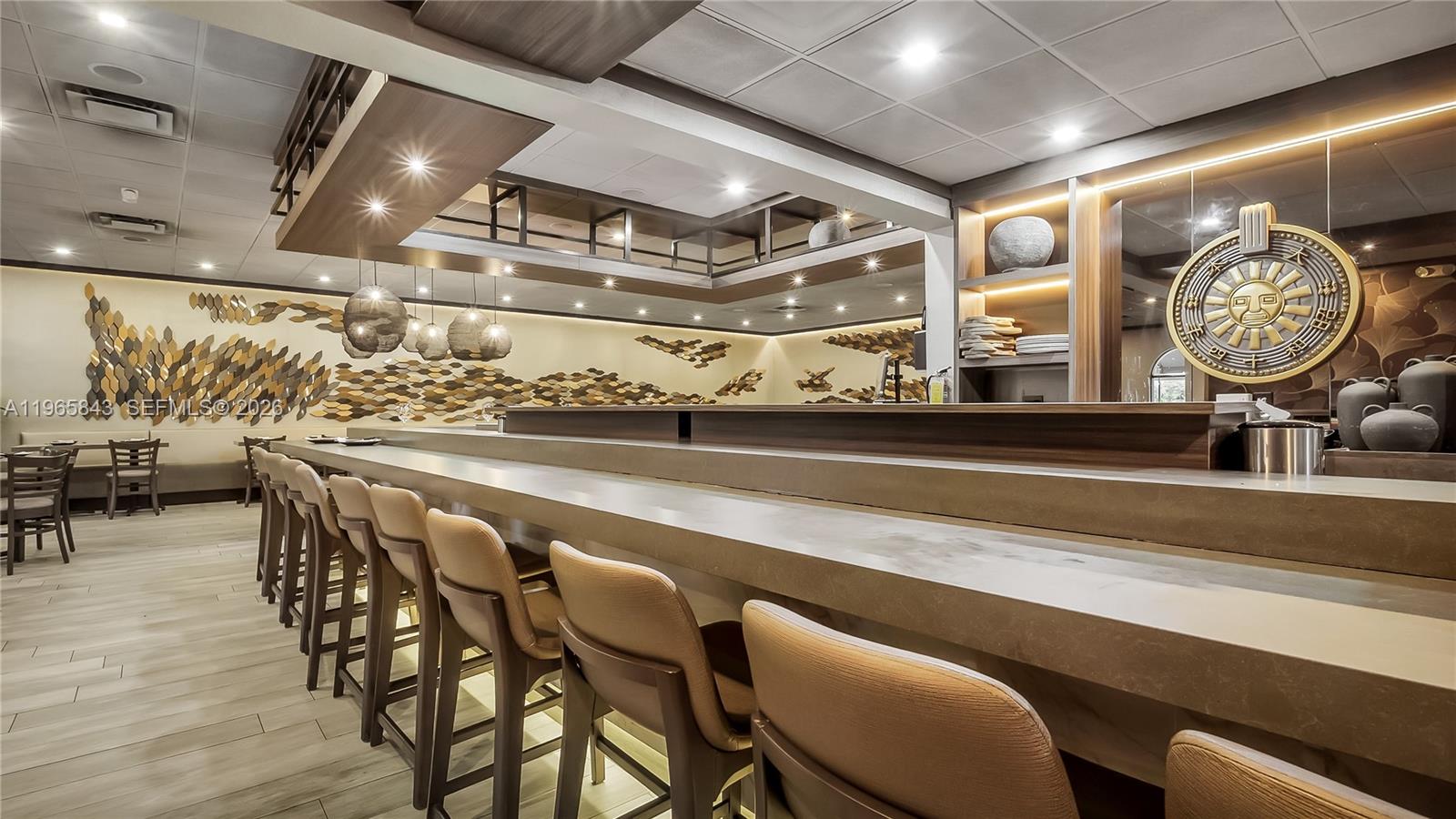 Подробнее / кв.футов $ 2026-02-15 0 Фото