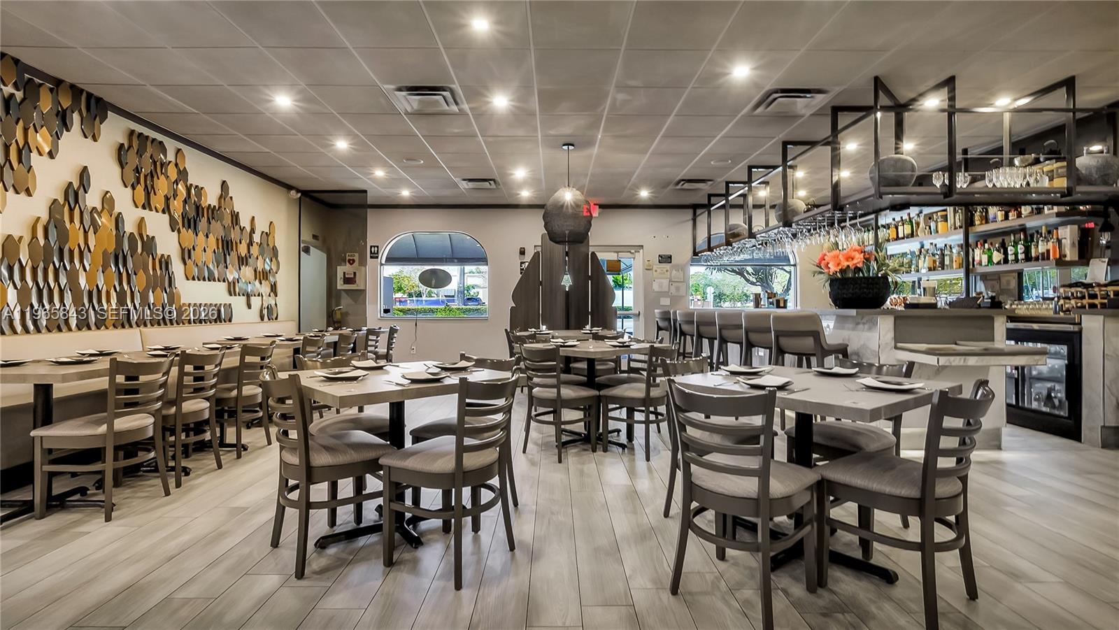 Подробнее / кв.футов $ 2026-02-15 0 Фото