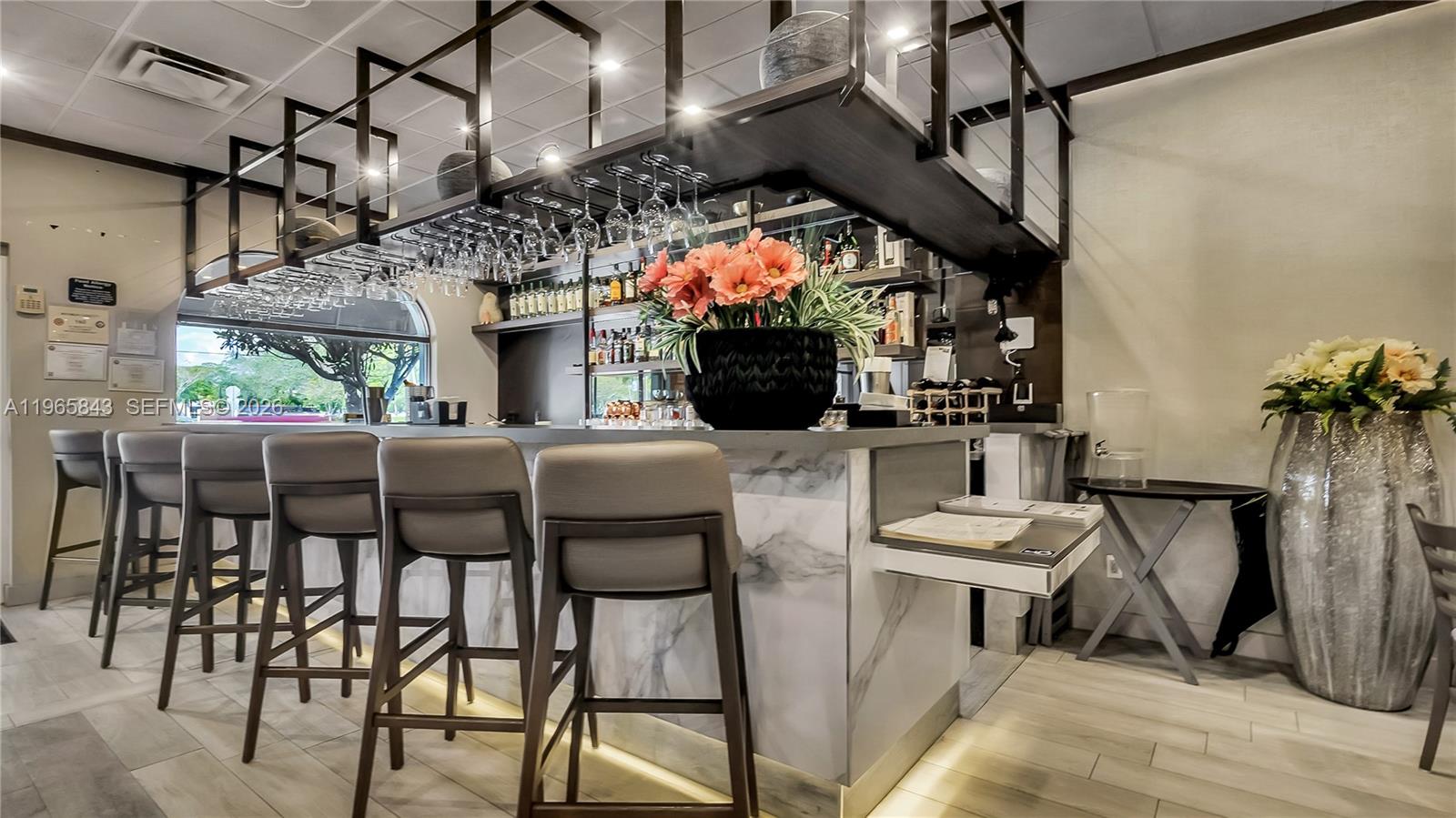 Подробнее / кв.футов $ 2026-02-15 0 Фото