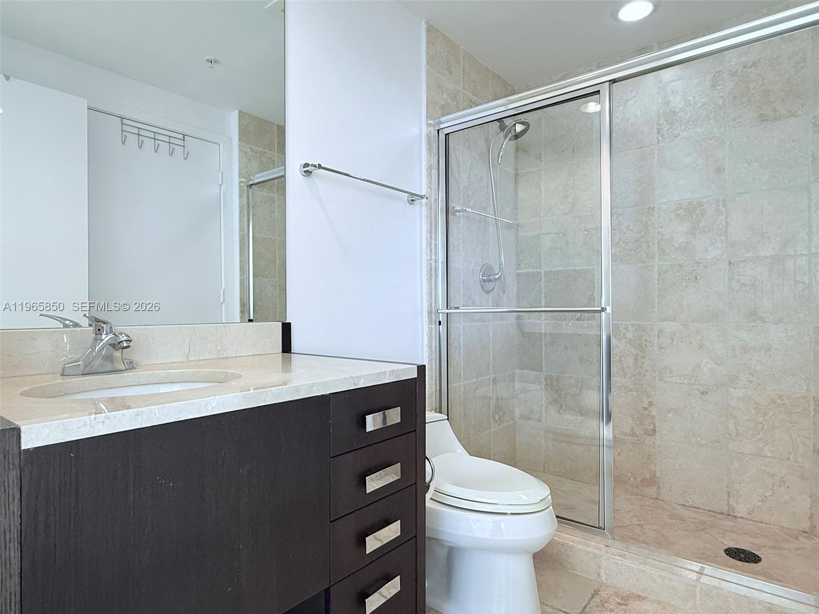 1501A 2 / 2 1289 sq. ft. $ 2026-02-15 0 foto