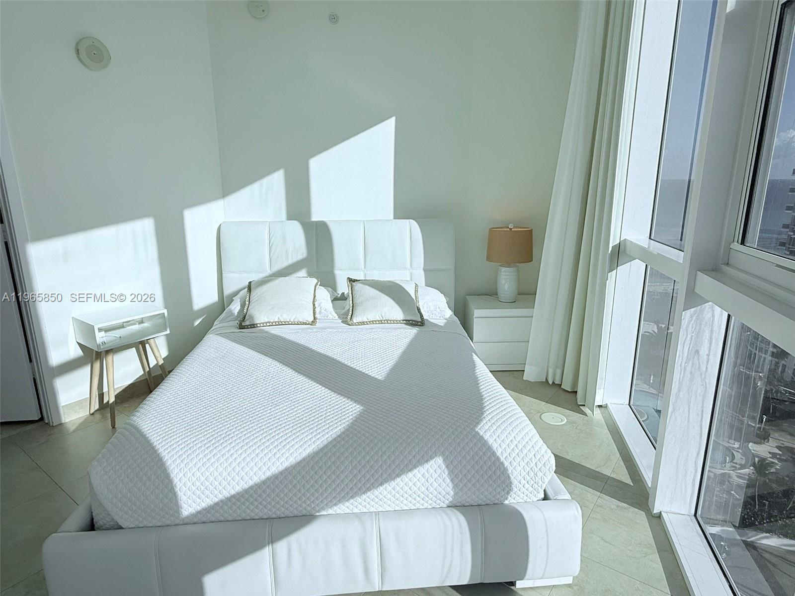 1501A 2 / 2 1289 sq. ft. $ 2026-02-15 0 foto