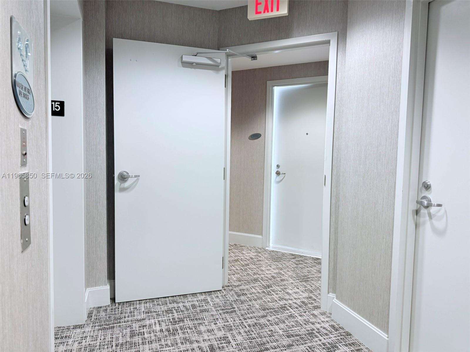 1501A 2 / 2 1289 sq. ft. $ 2026-02-15 0 foto