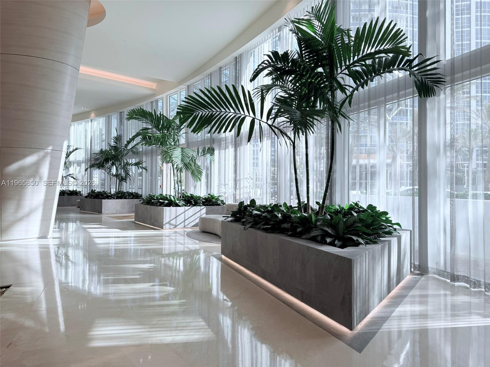 1501A 2 / 2 1289 sq. ft. $ 2026-02-15 0 foto