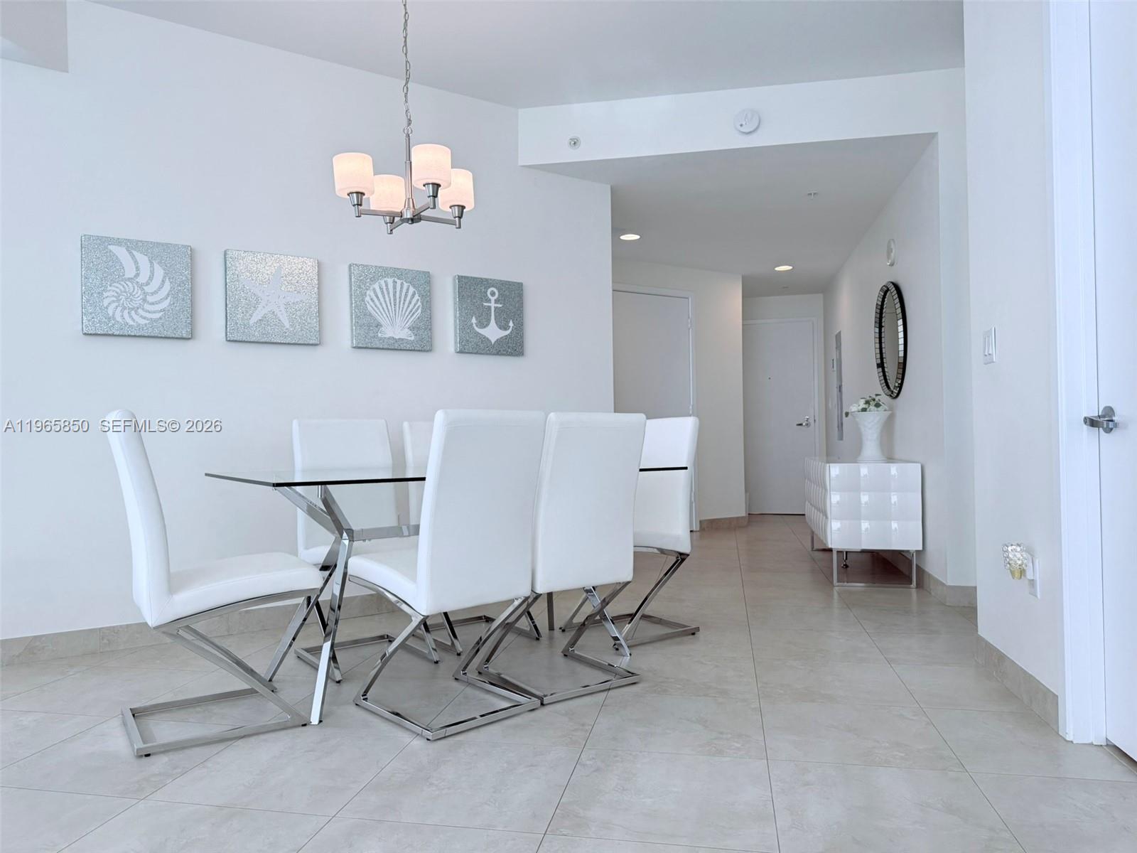 1501A 2 / 2 1289 sq. ft. $ 2026-02-15 0 foto