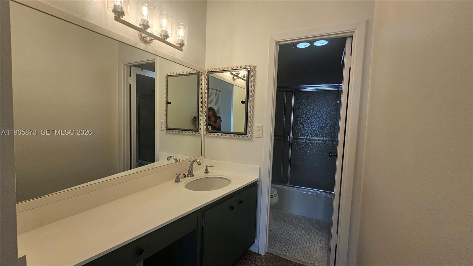 See details 22G 2 / 2 1240 sq. ft. $ 2026-02-15 0 Photo