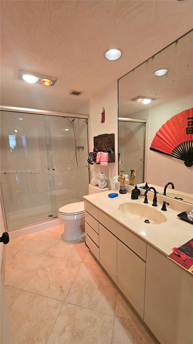 10J 2 / 2 1240 sq. ft. $ 2026-02-15 0 Photo