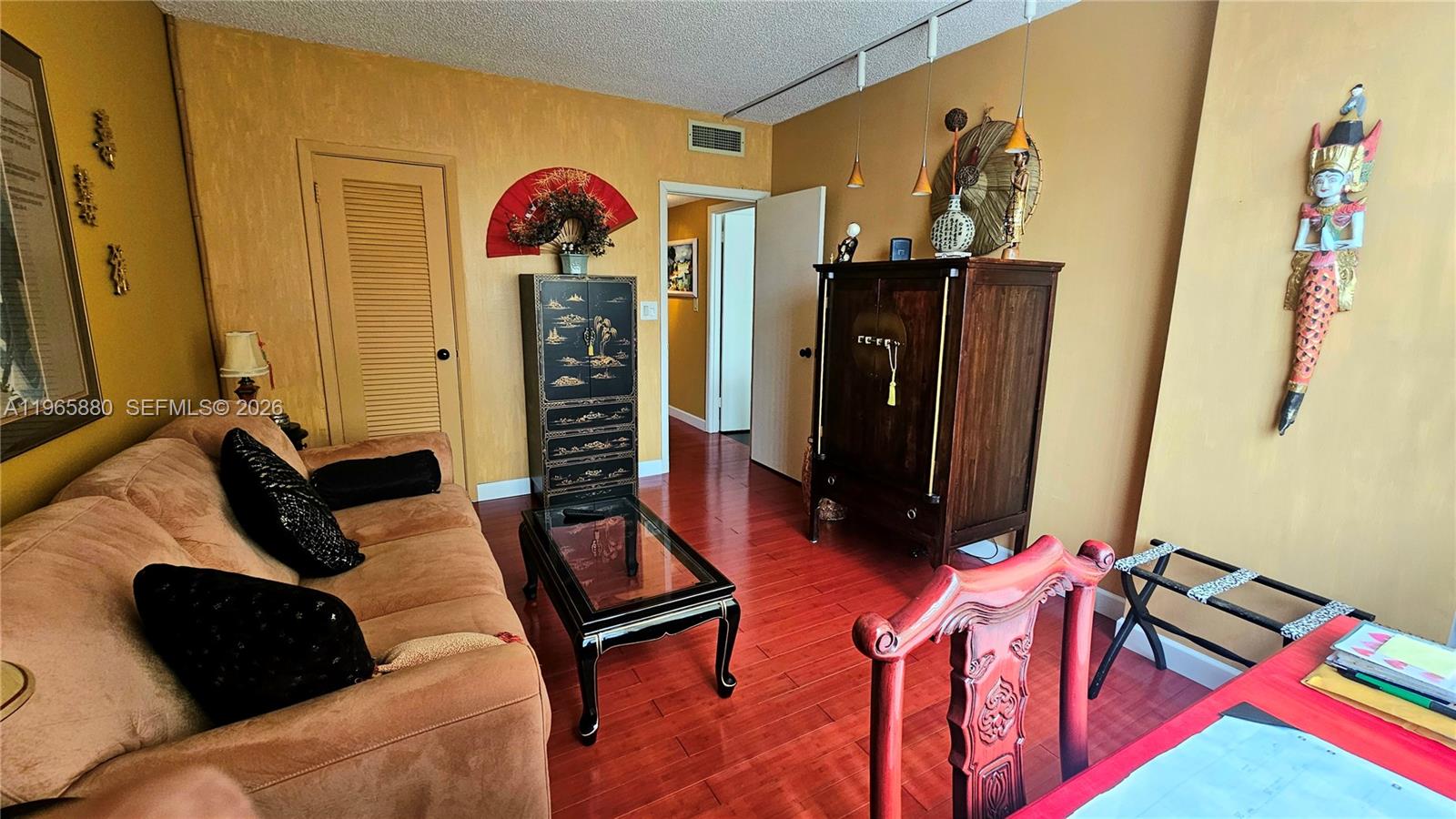 10J 2 / 2 1240 sq. ft. $ 2026-02-15 0 Photo
