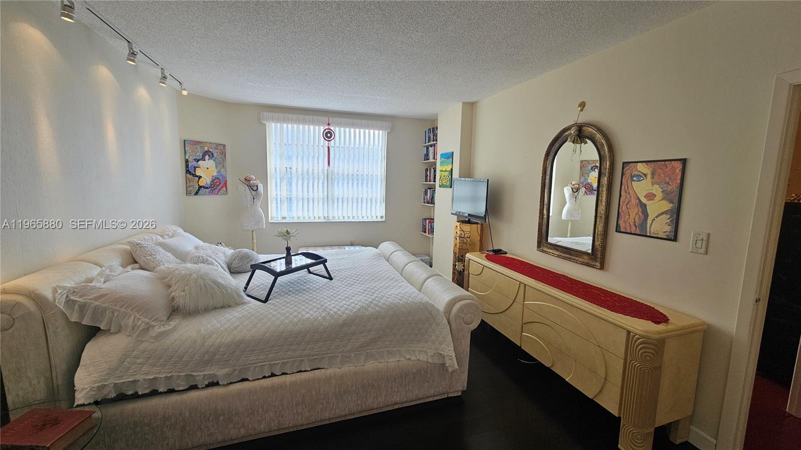 10J 2 / 2 1240 sq. ft. $ 2026-02-15 0 Photo