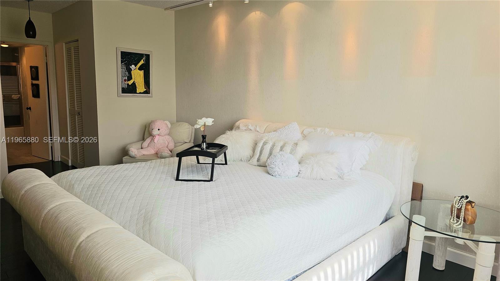 10J 2 / 2 1240 sq. ft. $ 2026-02-15 0 Photo