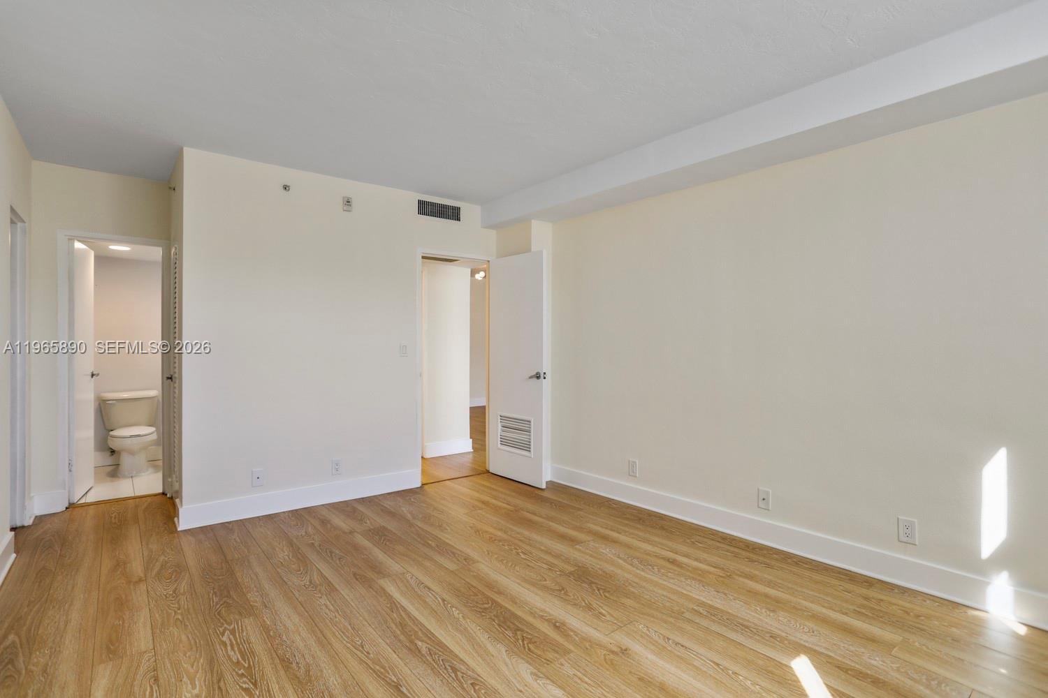 Photo of 3000 Ocean Dr #1110, Hollywood, Florida, 33019 -