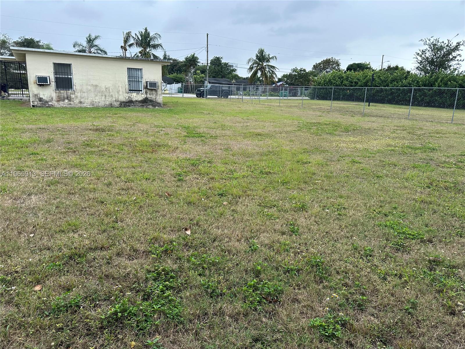   /  720 кв.футов $ 2026-02-15 0 Фото