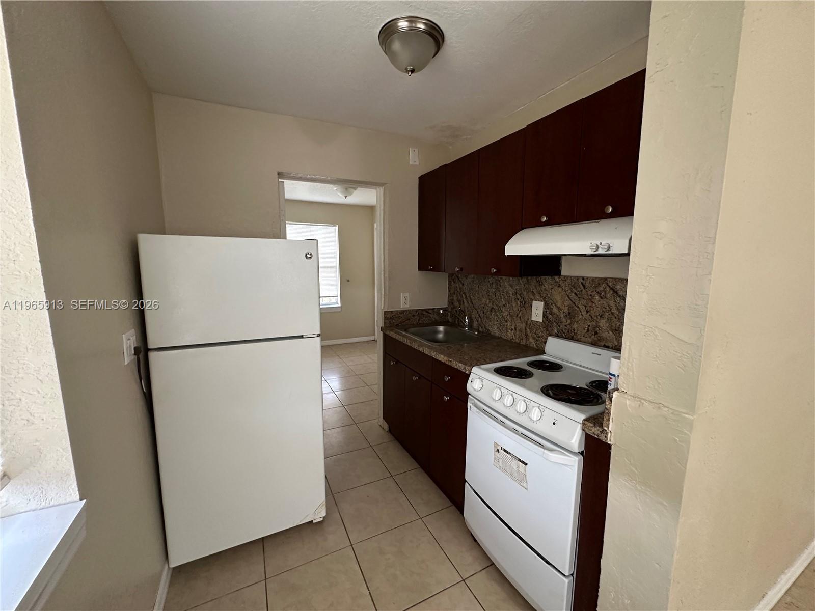   /  720 кв.футов $ 2026-02-15 0 Фото