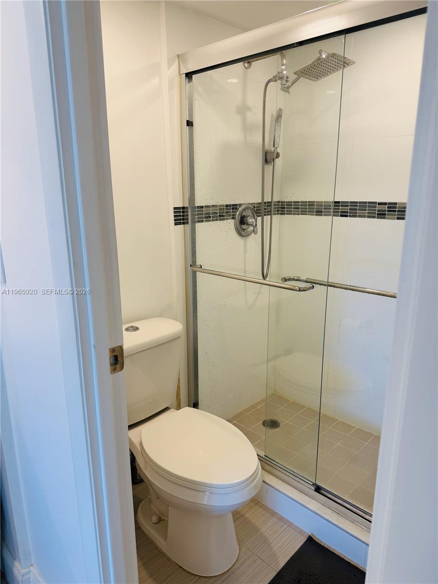 Photo of 20335 Country Club Dr  #608, Aventura, Florida, 33180 - 