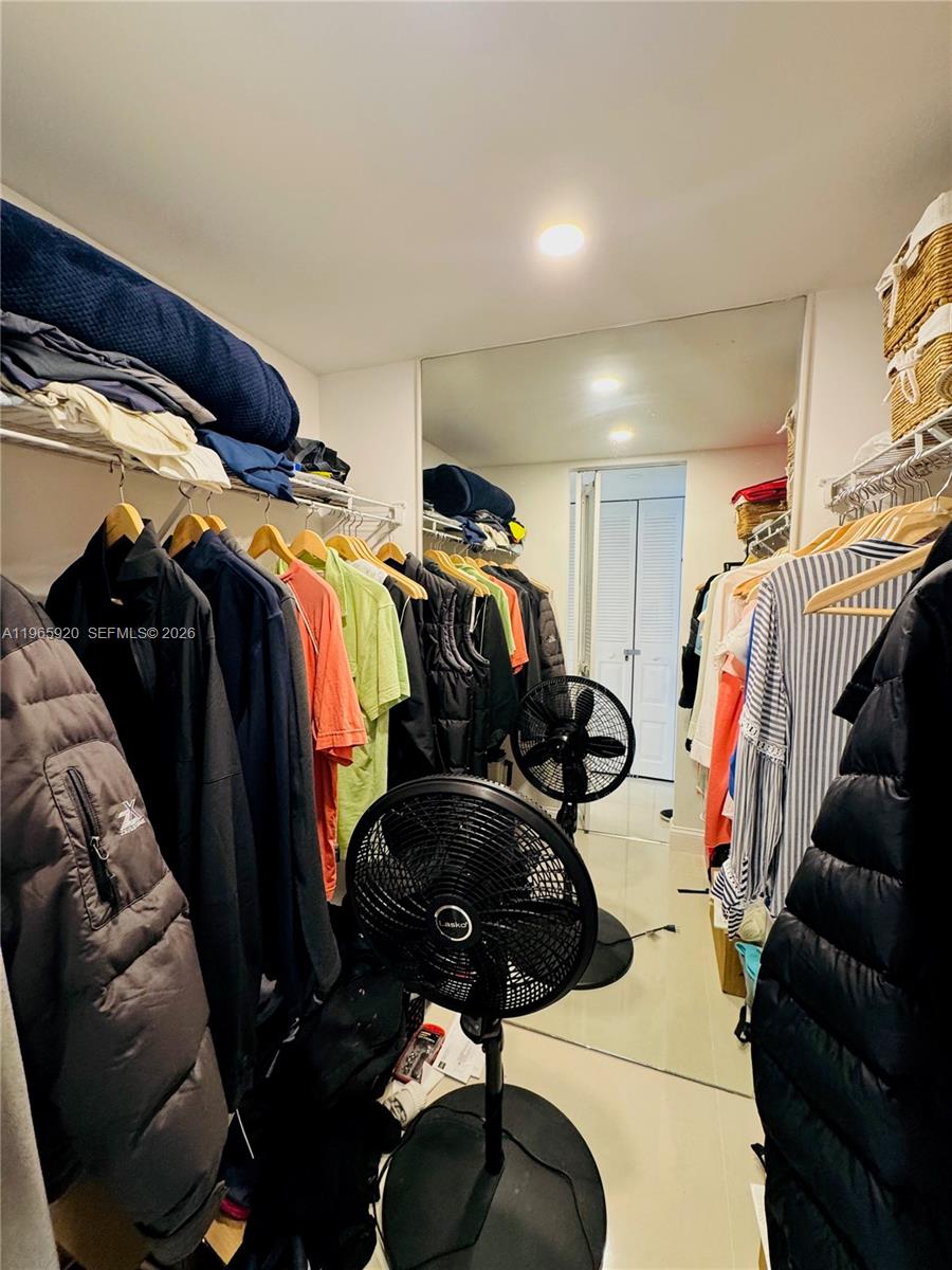 Photo of 20335 Country Club Dr  #608, Aventura, Florida, 33180 - 