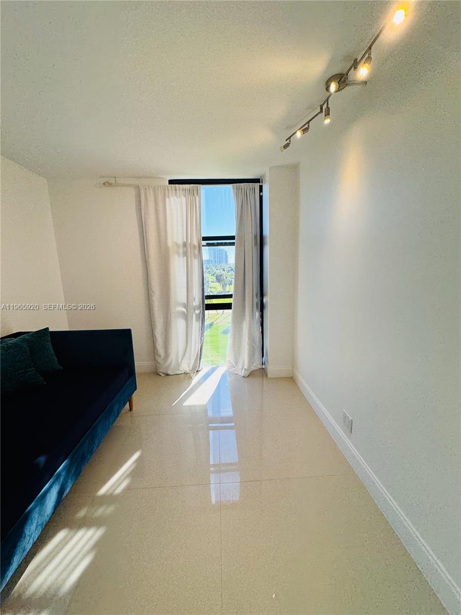 Photo of 20335 Country Club Dr  #608, Aventura, Florida, 33180 - 