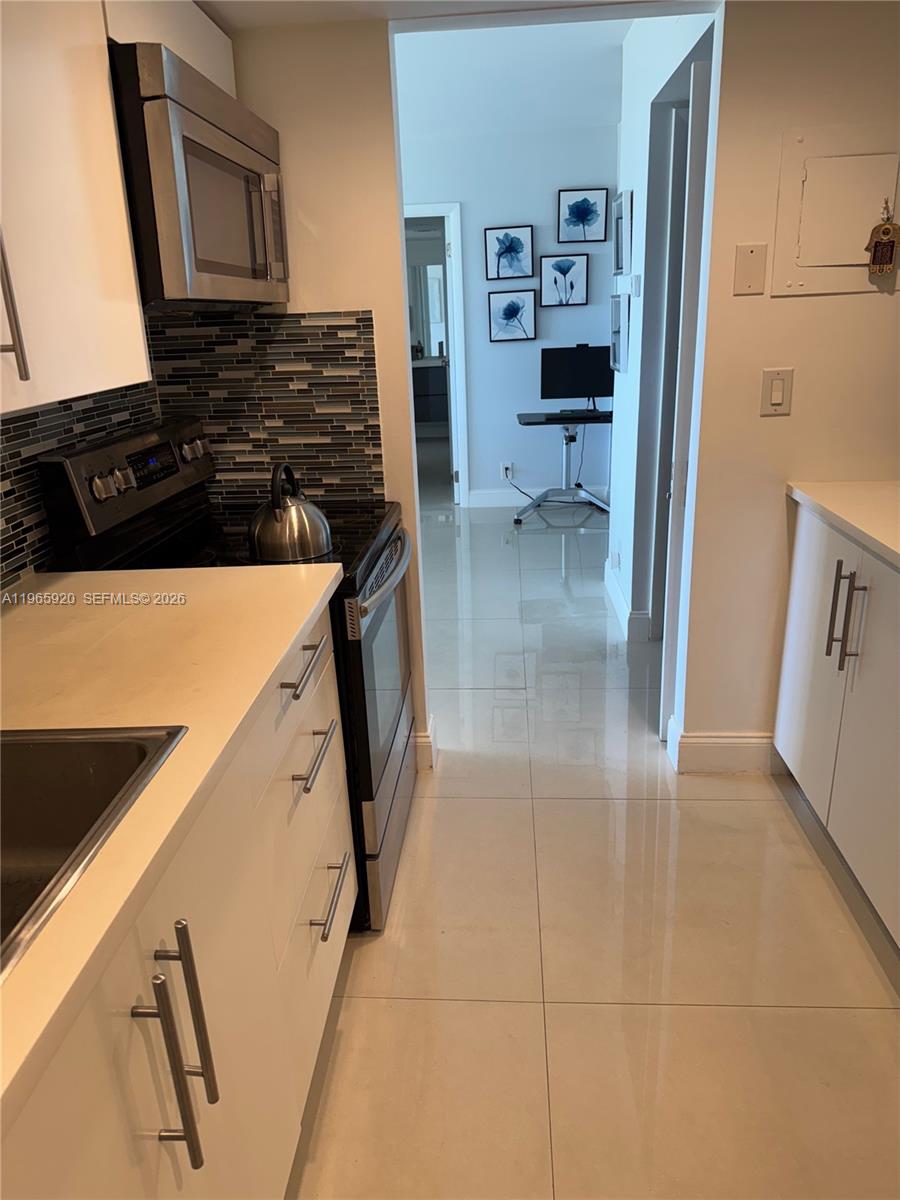 Photo of 20335 Country Club Dr  #608, Aventura, Florida, 33180 - 