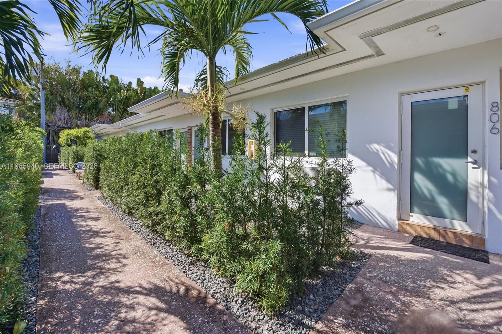   /   sq. ft. $ 2026-02-16 0 foto