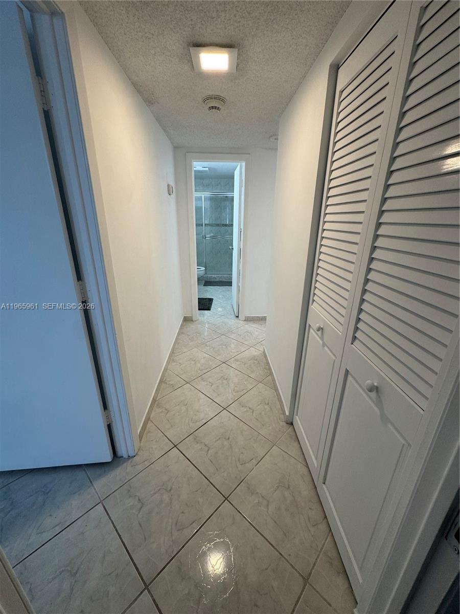 Подробнее 1908 2 / 2 1220 кв.футов $ 2026-02-24 0 Фото