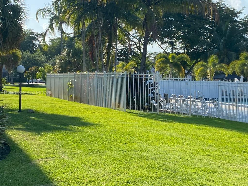 See details 215 1 / 2 744 sq. ft. $ 2026-02-16 0 Photo