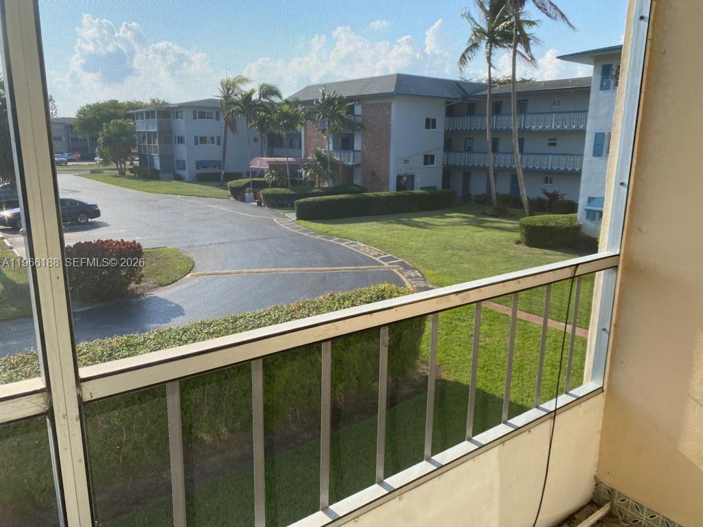 See details 215 1 / 2 744 sq. ft. $ 2026-02-16 0 Photo