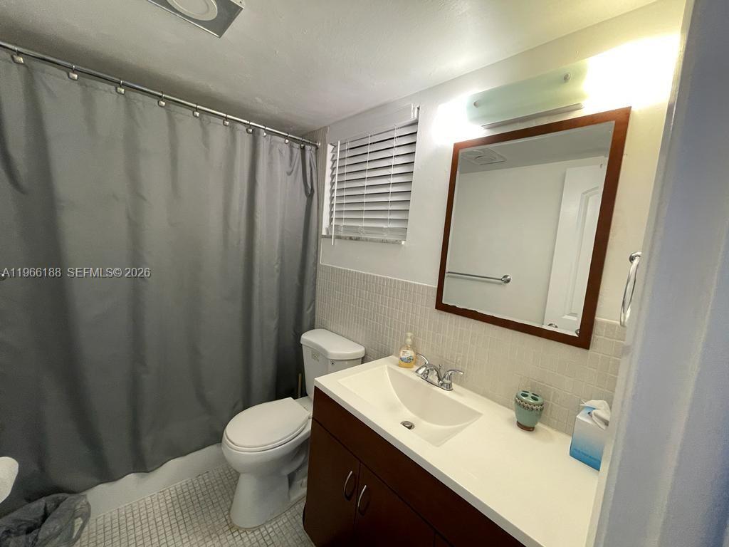 See details 215 1 / 2 744 sq. ft. $ 2026-02-16 0 Photo