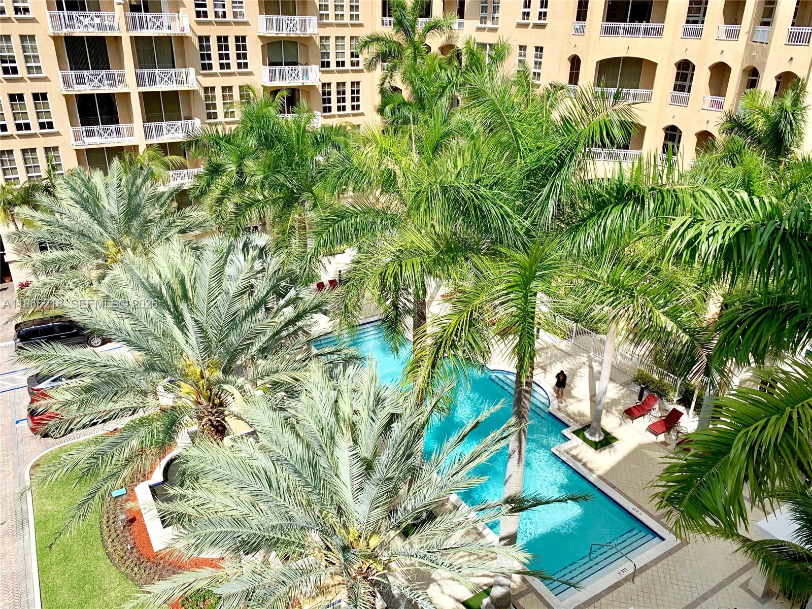 Photo of 3001 185th St  #103, Aventura, Florida, 33180 - 