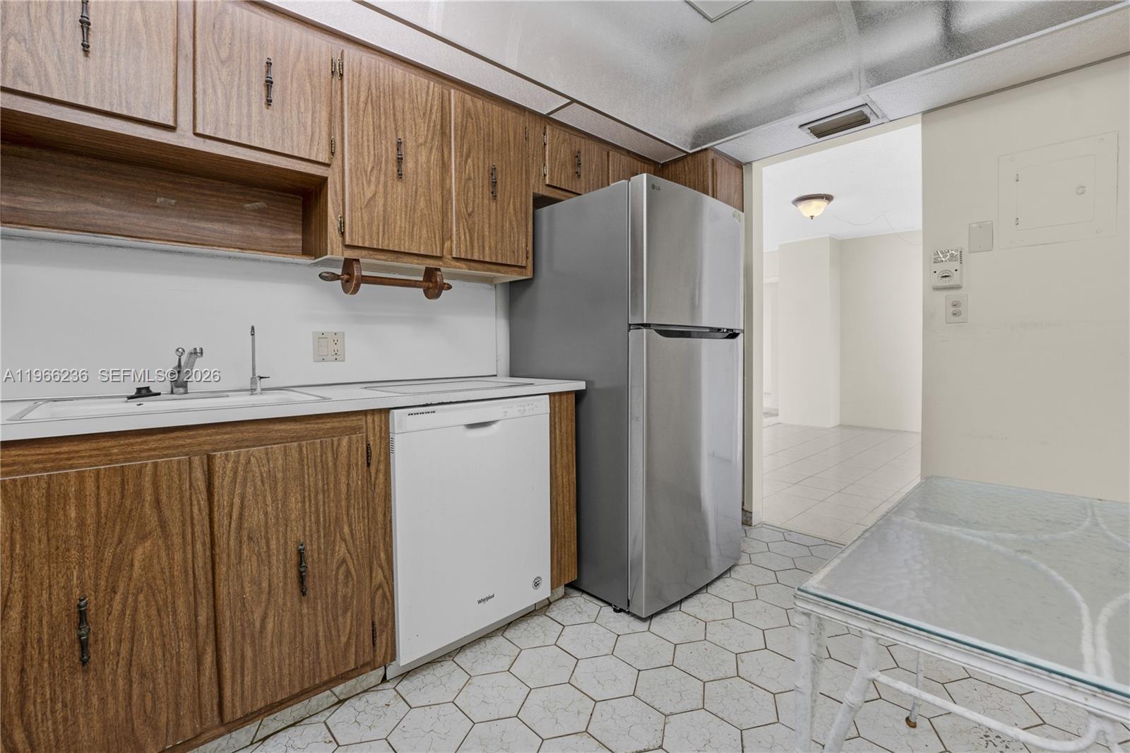 Photo of 20301 Country Club Dr  #1826, Aventura, Florida, 33180 - 