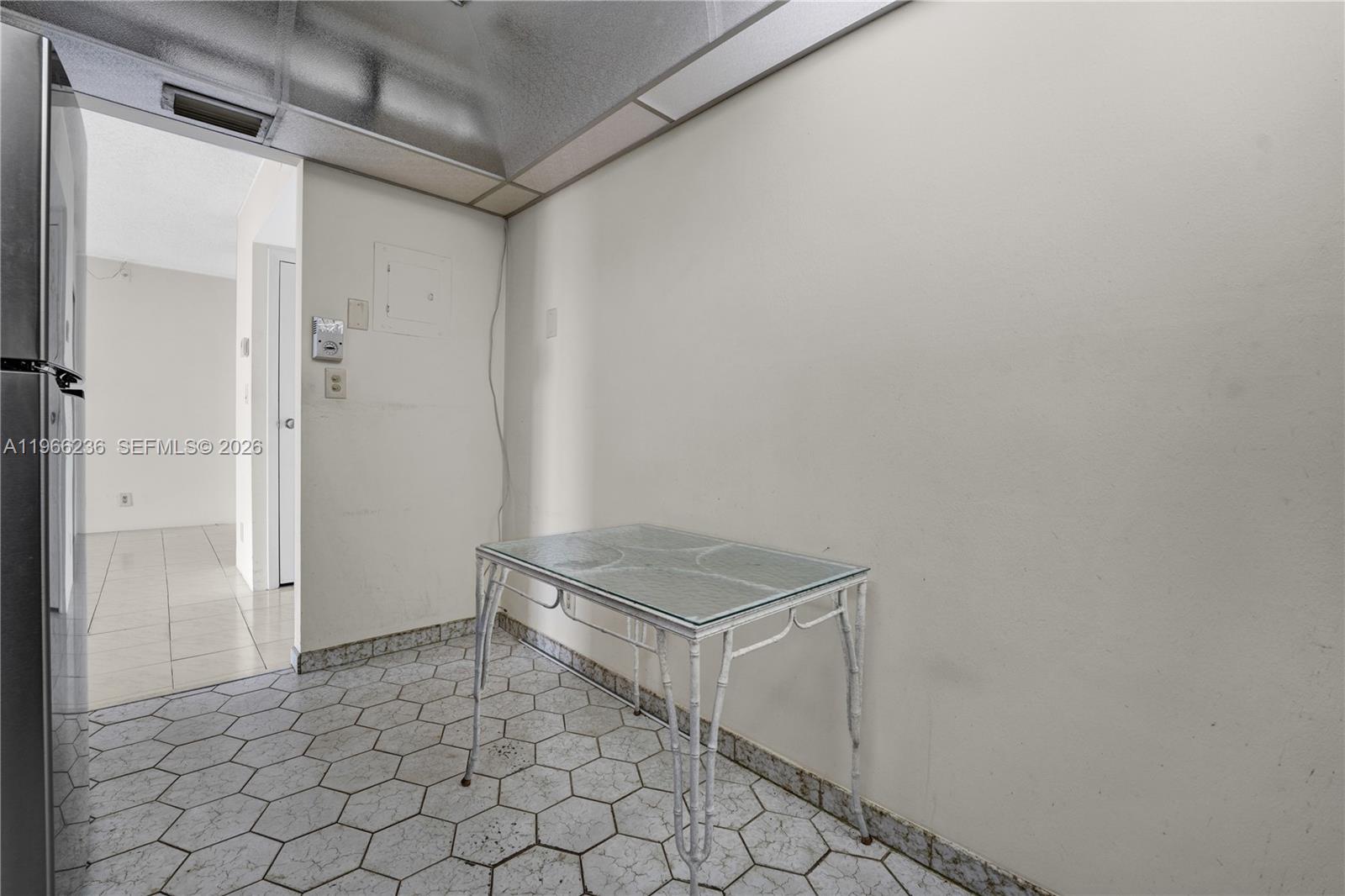 Photo of 20301 Country Club Dr  #1826, Aventura, Florida, 33180 - 