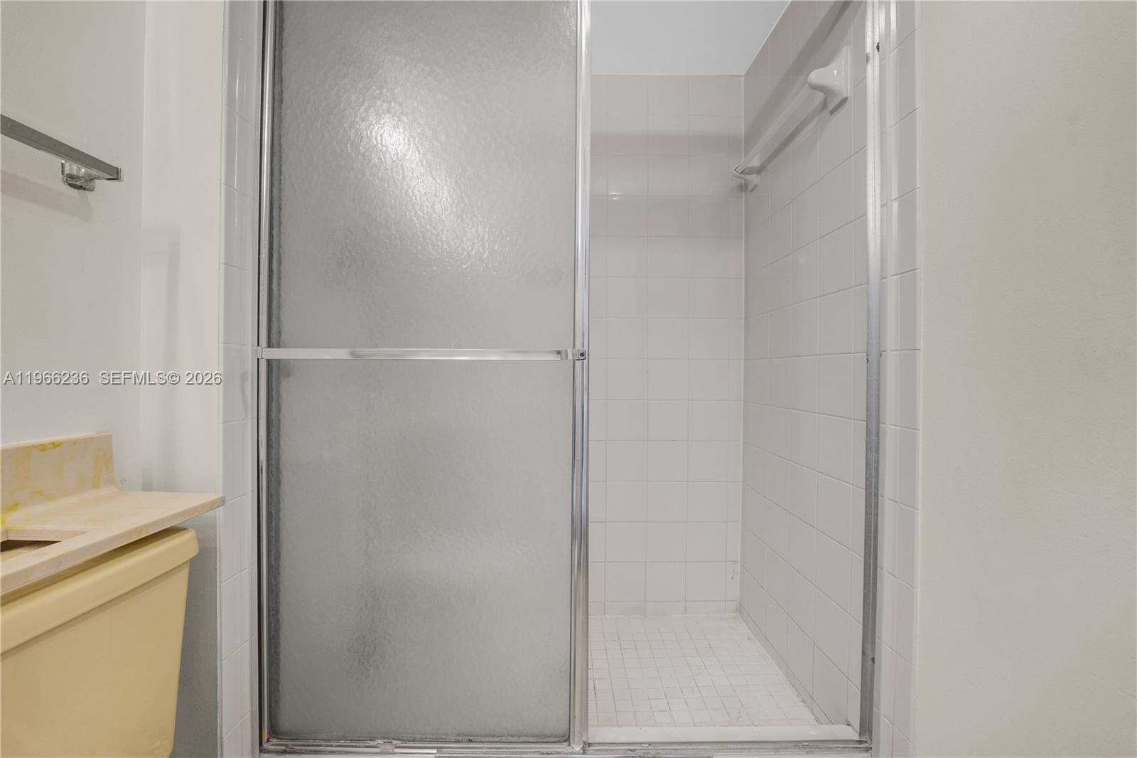 Photo of 20301 Country Club Dr  #1826, Aventura, Florida, 33180 - 