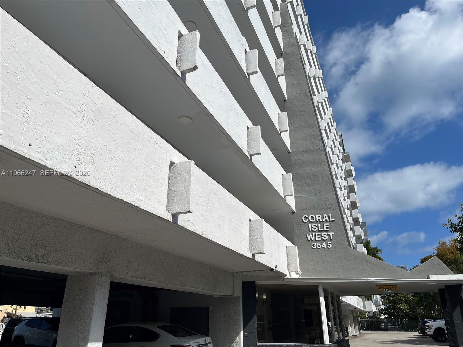 303 2 / 2 1110 sq. ft. $ 2026-02-16 0 Photo