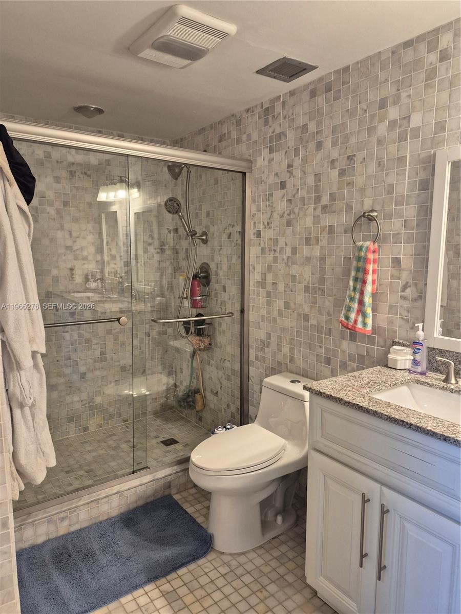 416 2 / 2 1344 sq. ft. $ 2026-02-16 0 Photo