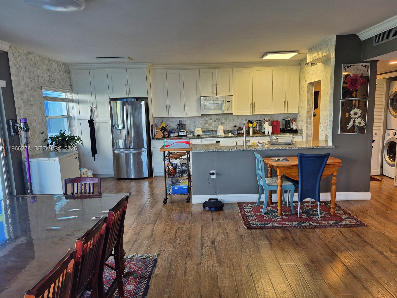 416 2 / 2 1344 sq. ft. $ 2026-02-16 0 Photo