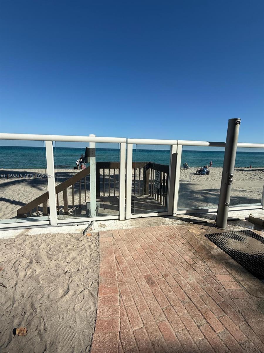 Photo of 3001 Ocean Dr  #107, Hollywood, Florida, 33019 - pool area , access beach