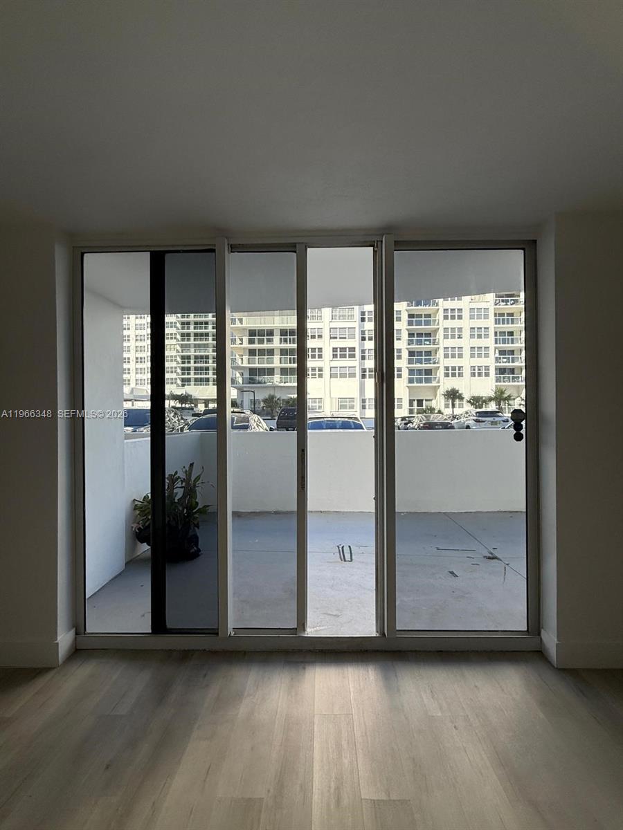 Photo of 3001 Ocean Dr  #107, Hollywood, Florida, 33019 - living
