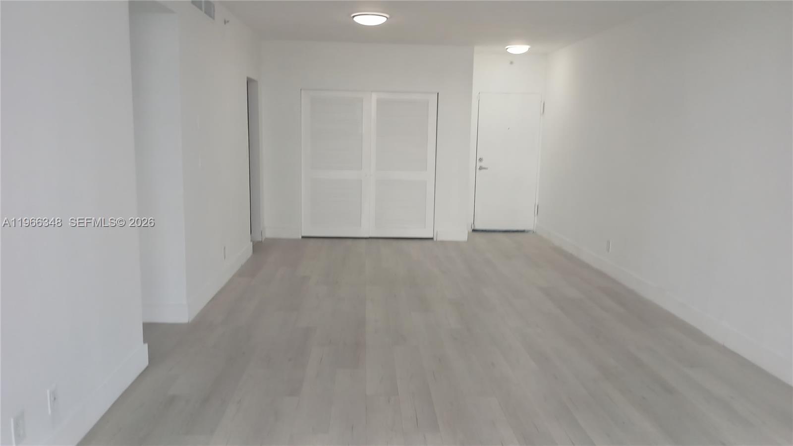 Photo of 3001 Ocean Dr  #107, Hollywood, Florida, 33019 - living