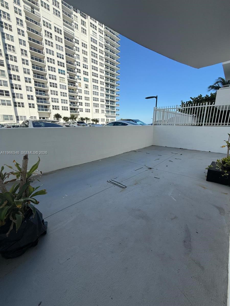 Photo of 3001 Ocean Dr  #107, Hollywood, Florida, 33019 - patio / balcony