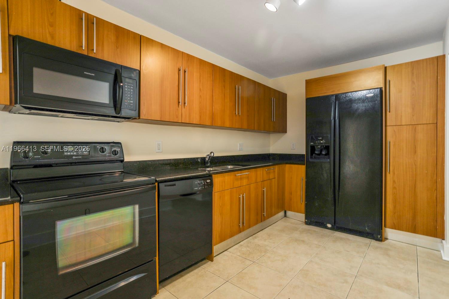 Photo of 3000 Ocean Dr  #1110, Hollywood, Florida, 33019 - 