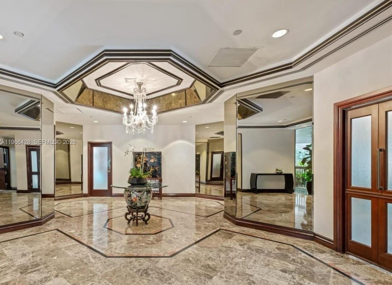 Ver detalles 301 2 / 2 1400 sq. ft. $ 2026-02-16 0 foto