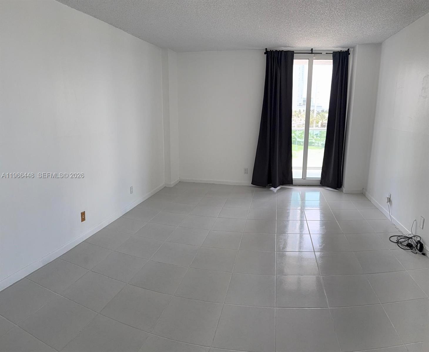 Ver detalles 412 1 / 2 991 sq. ft. $ 2026-02-16 0 foto
