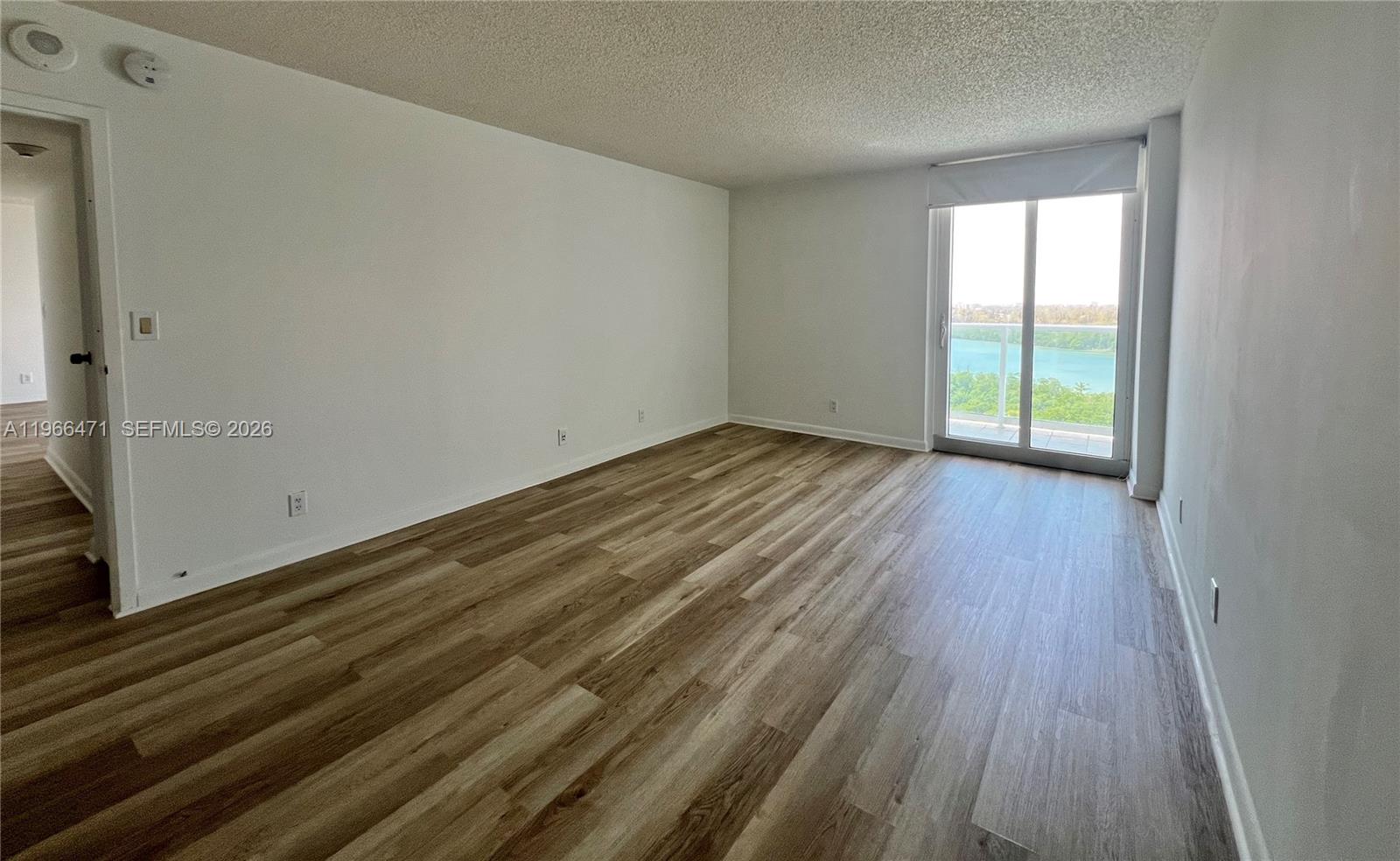 1418 2 / 2 1357 sq. ft. $ 2026-02-16 0 foto