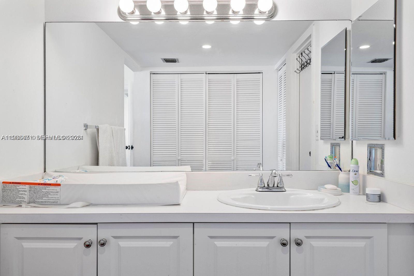 1418 2 / 2 1357 sq. ft. $ 2026-02-16 0 foto