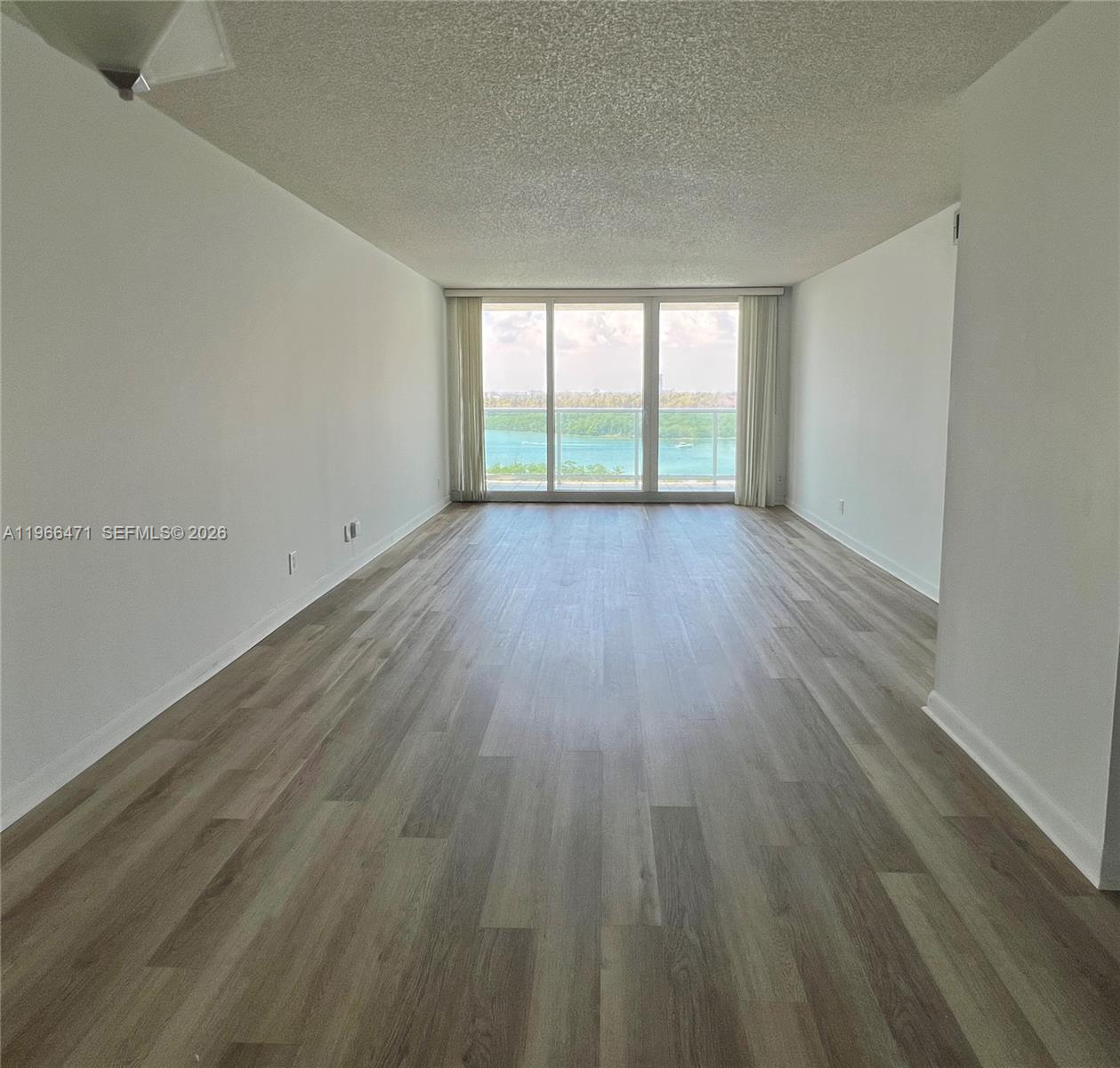 1418 2 / 2 1357 sq. ft. $ 2026-02-16 0 foto