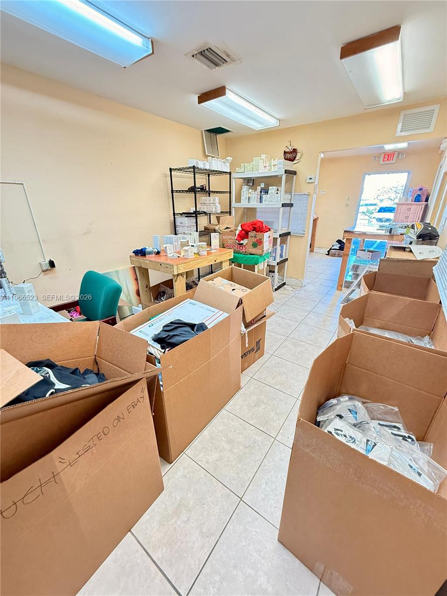 See details / sq. ft. $ 2026-02-16 0 Photo