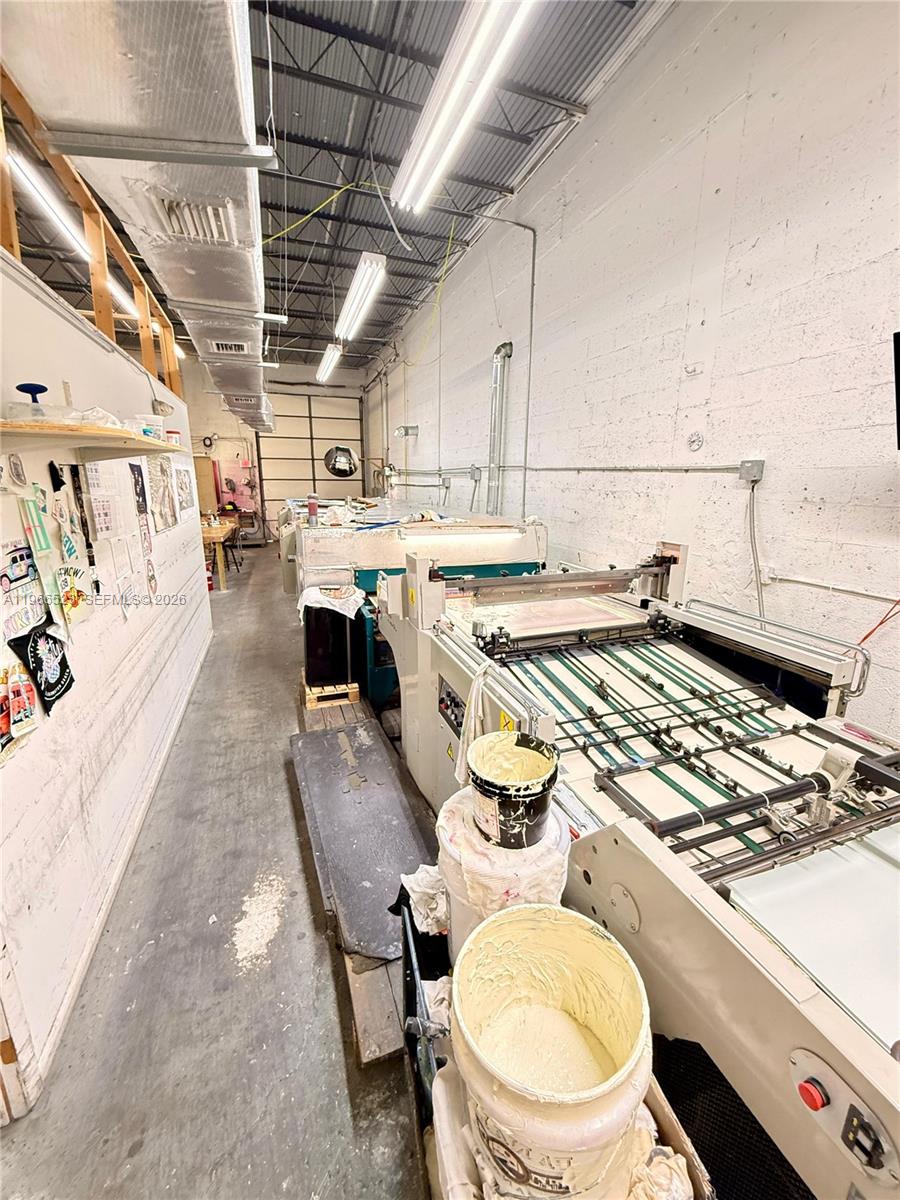 See details / sq. ft. $ 2026-02-16 0 Photo