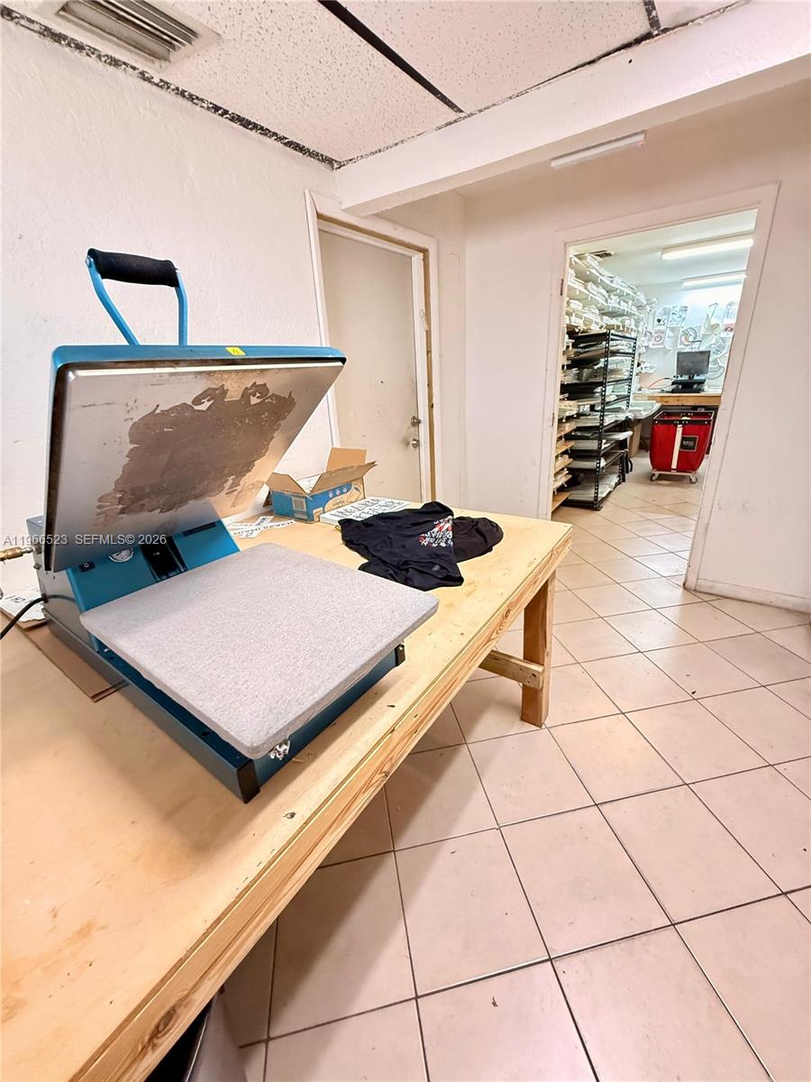 See details / sq. ft. $ 2026-02-16 0 Photo